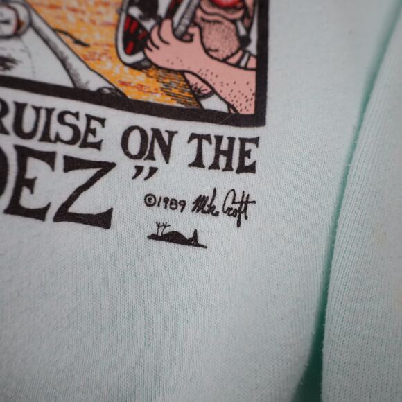 True Vintage Exxon Valdez Oil Spill Drunk Pirates Graphic Sweatshirt - Picture 5 of 12